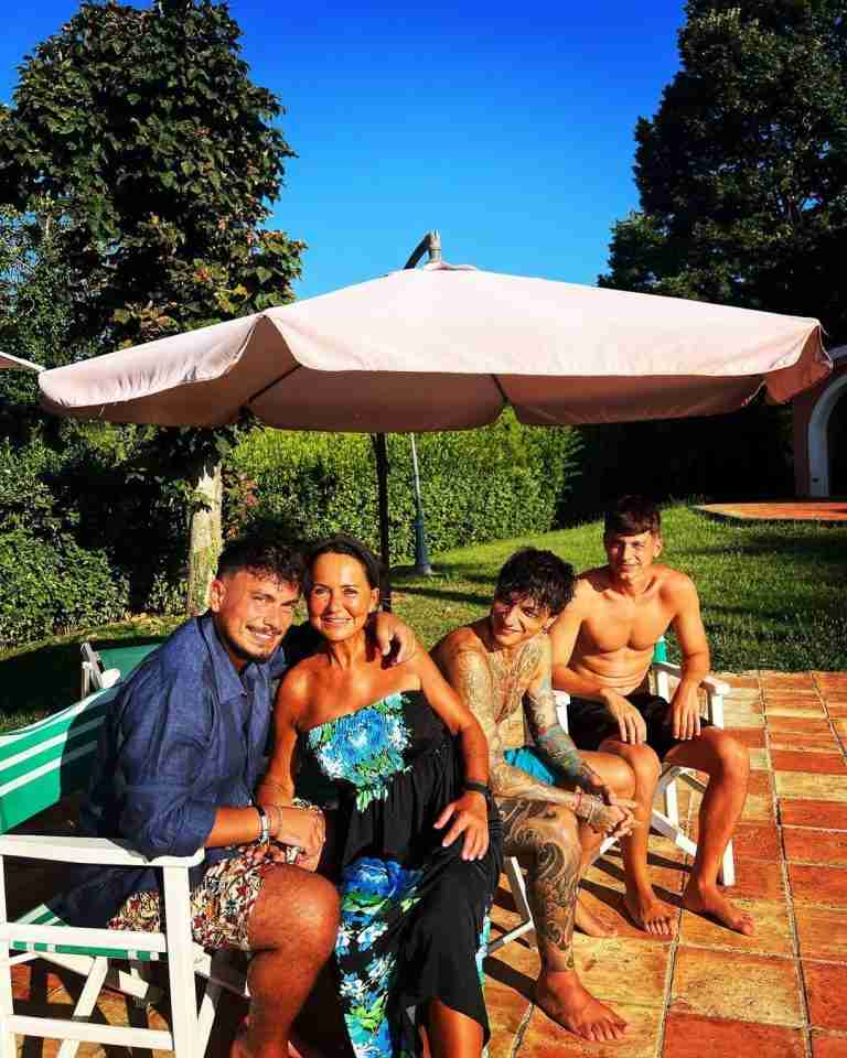 Ultimo fratelli